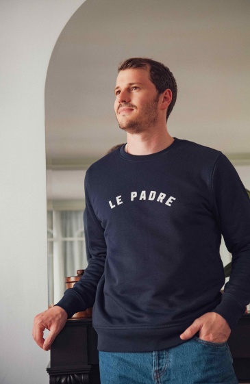 sweat homme bleu marine message le padre coupe arrondie