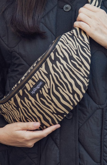 Banane zèbre Épilogue Les Raffineurs femme