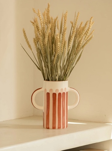 Beau vase coloré et design pour la fête des mères