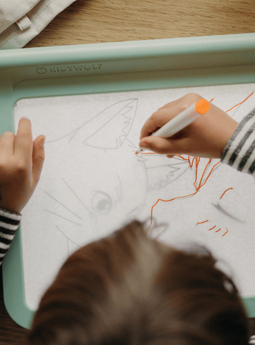 Tablette à dessin pour enfant : idée cadeau Noël enfant 4 ans